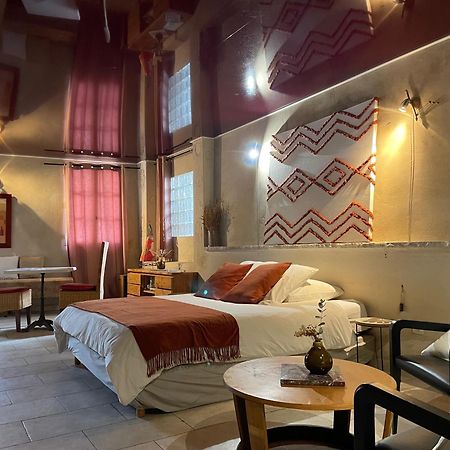 וונל In Provence Hotel - Experience Atypique מראה חיצוני תמונה
