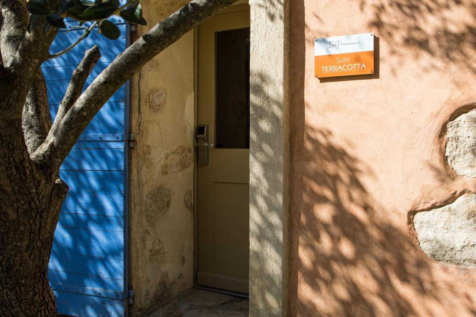 וונל In Provence Hotel - Experience Atypique מראה חיצוני תמונה