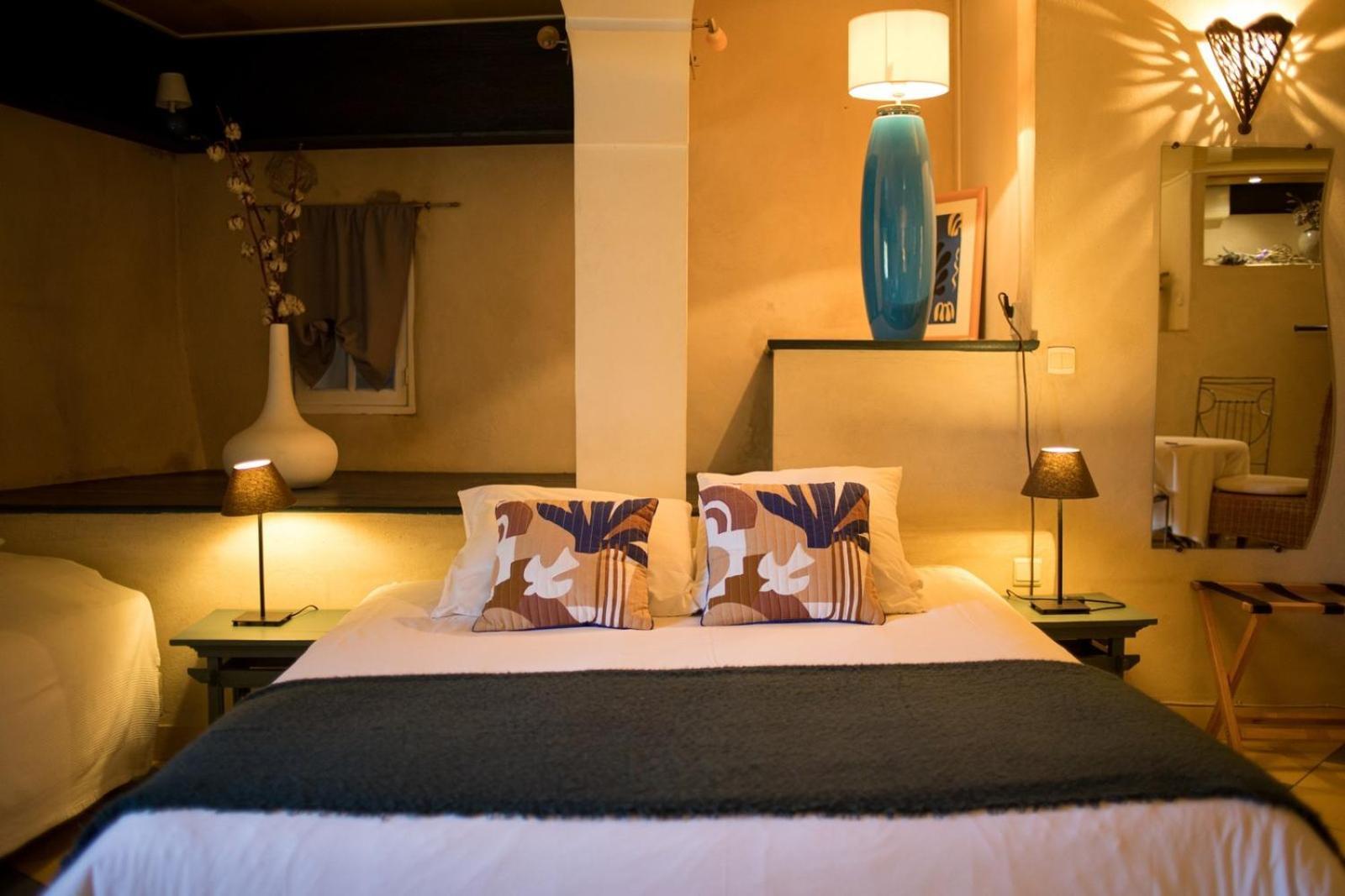 וונל In Provence Hotel - Experience Atypique מראה חיצוני תמונה