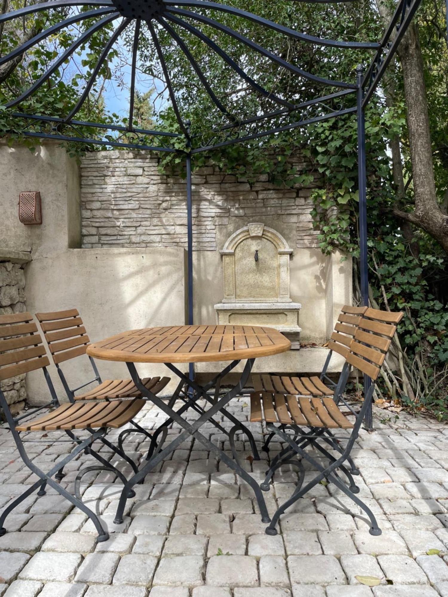 וונל In Provence Hotel - Experience Atypique מראה חיצוני תמונה