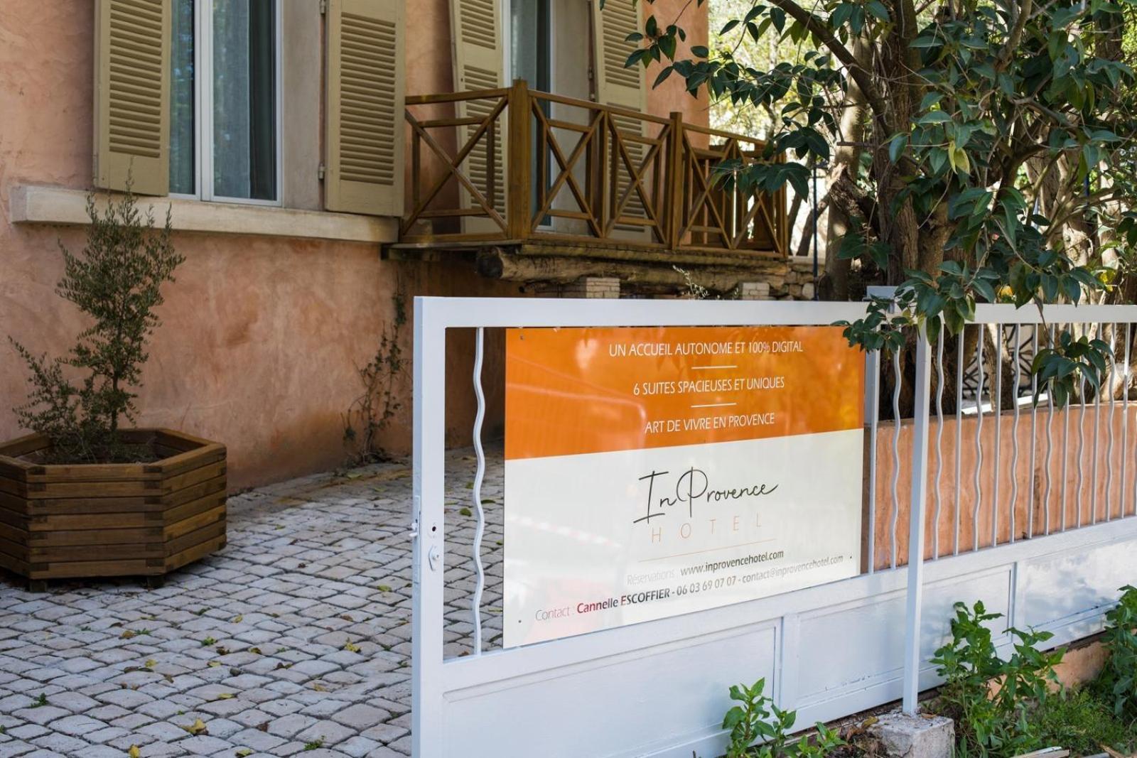 וונל In Provence Hotel - Experience Atypique מראה חיצוני תמונה